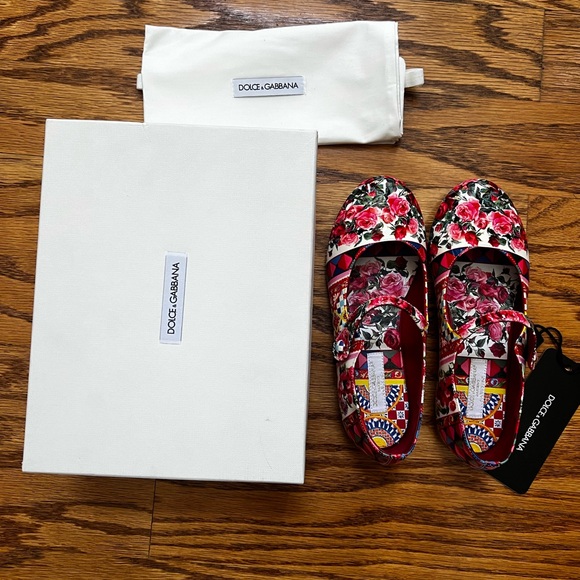 Dolce & Gabbana Girl’s Mary Jane ballet flat in size 32 - Picture 4 of 8